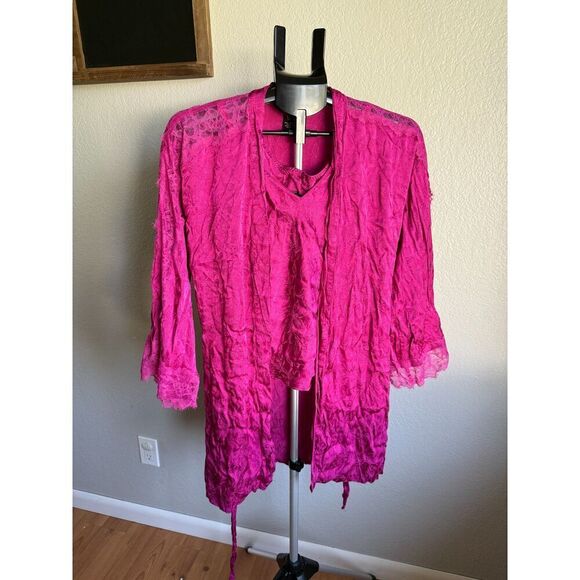 Victoria's Secret Other - Victoria’s Secret Pink Lace Robe & Pajama Set | 3 Piece Cami Shorts XS/M